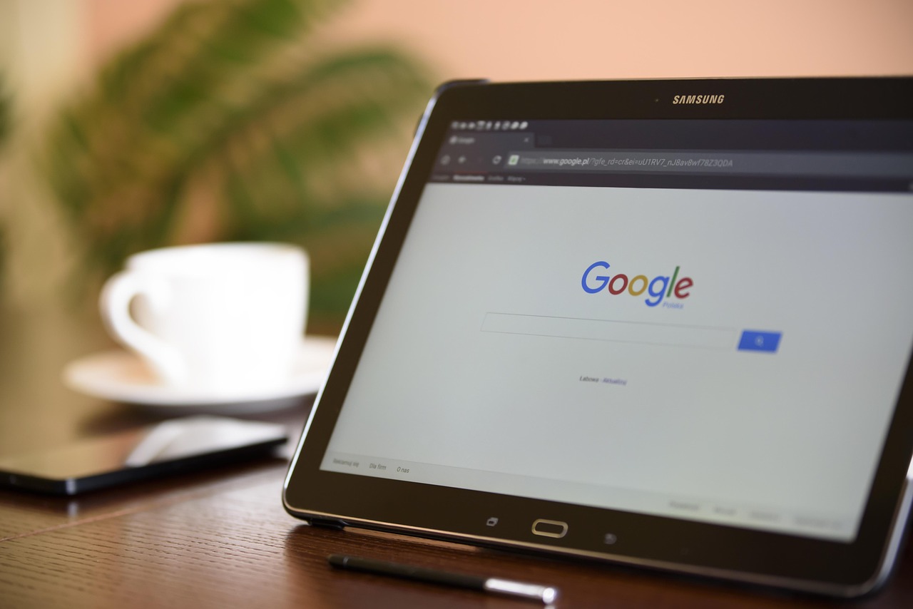 Internet search engine, tablet, samsung — Empowering Teams and Driving Results: Nihar Gala’s Leadership Philosophy