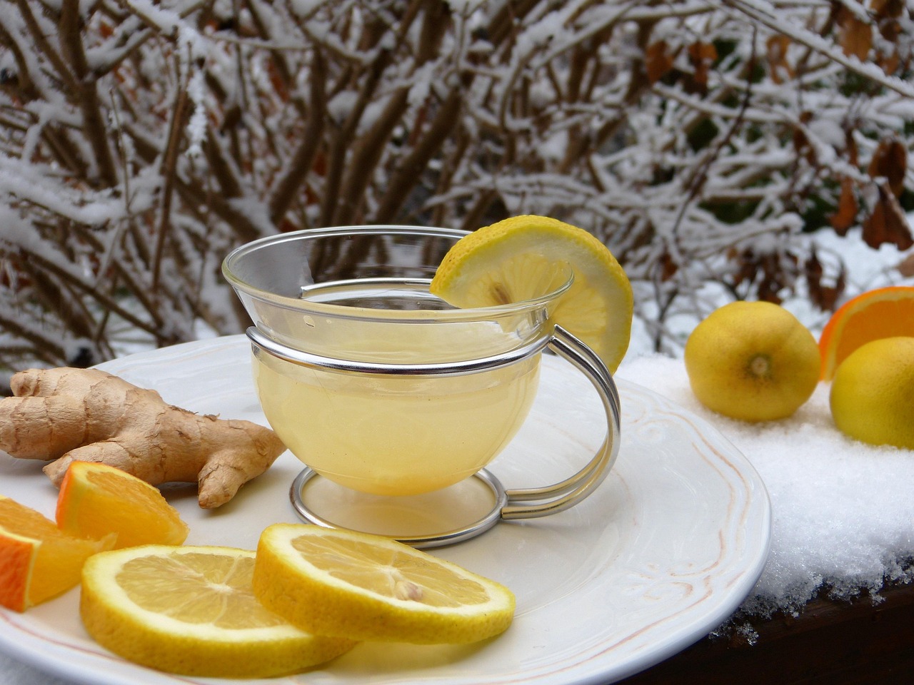Ginger, hot lemon, tea — Wisdom Teeth Extraction: What You Need to Know